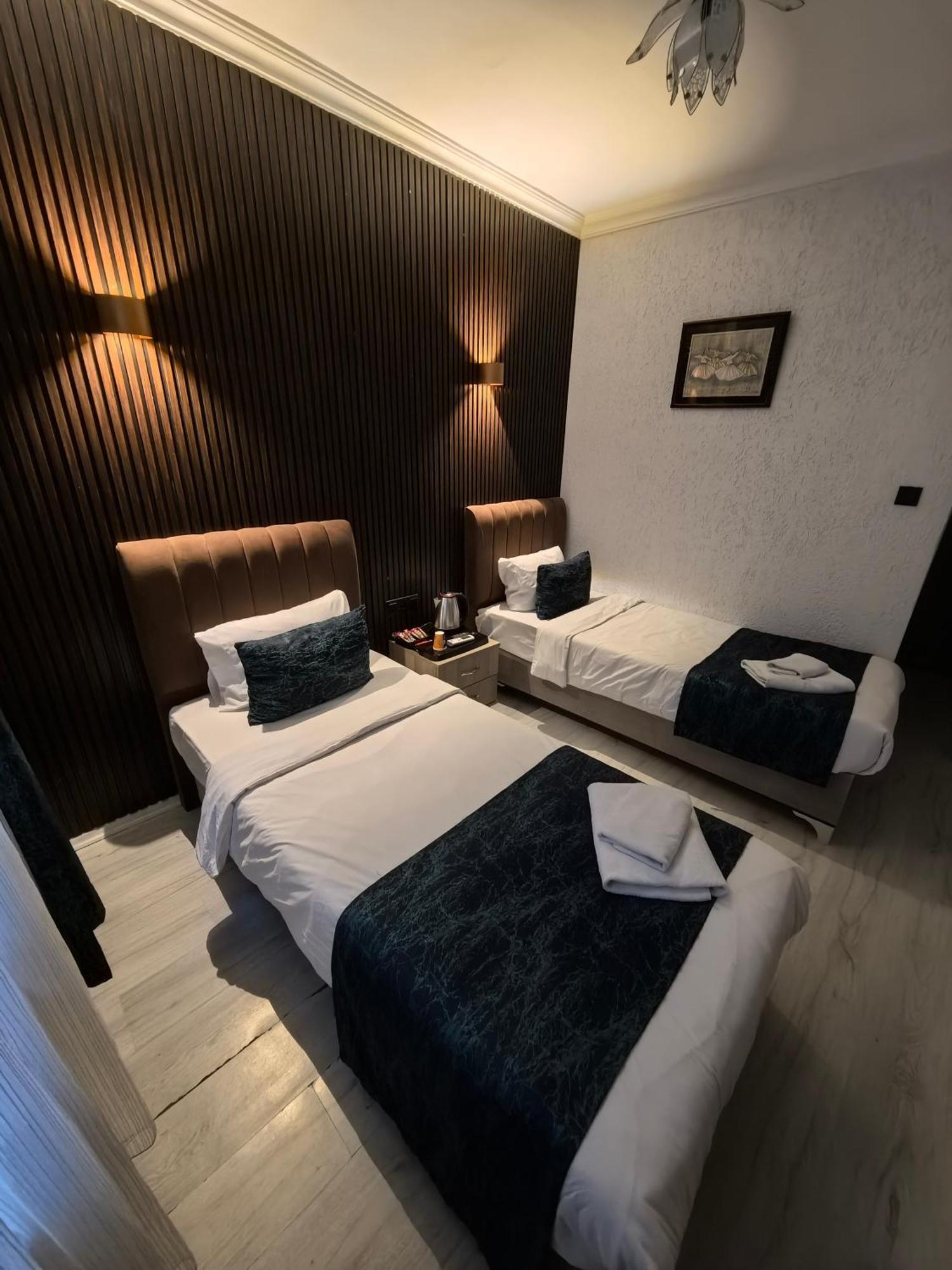 Hotel Estambul מראה חיצוני תמונה