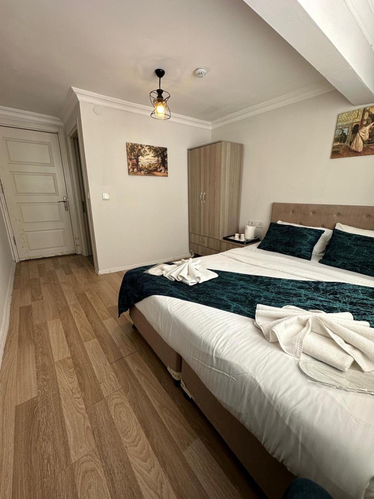 Hotel Estambul מראה חיצוני תמונה